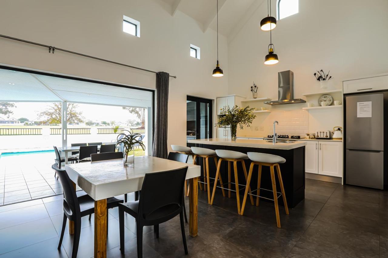 Villa Robertson Halfway House Extérieur photo